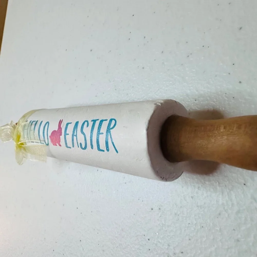 Set of 2 Easter mini rolling pins decoration Hop! Hop! Hop! and Hello Easter